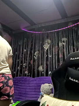 KikiXRed online show from 03/22/26, 04:27