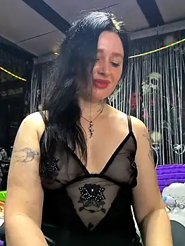Snapshot of KikiXRed chatting on 05/03/26, 03:23 KikiXRed online show from 05/03/26, 03:23