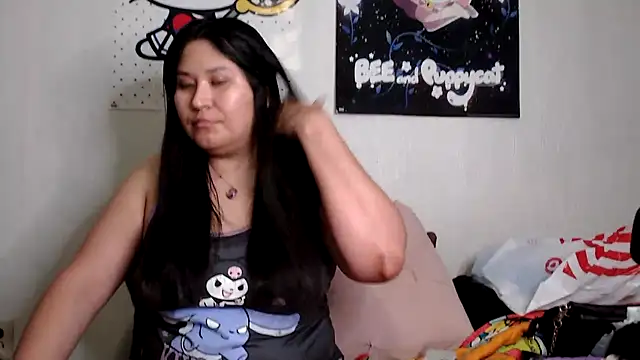 Cupcakecutie449 online show from 03/06/25, 04:08