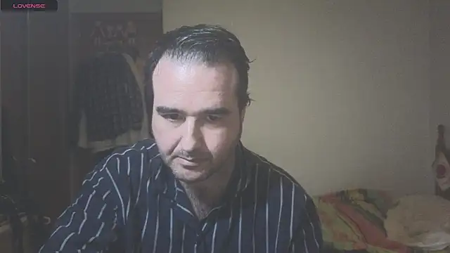 curiosillo83 online show from 02/02/25, 06:10