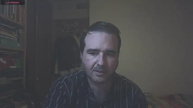 curiosillo83 online show from 02/02/25, 09:13