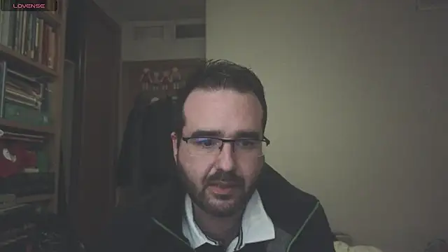 curiosillo83 online show from 03/12/25, 03:18
