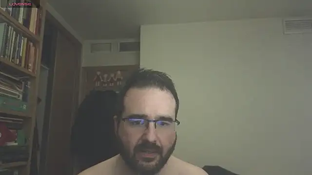 curiosillo83 online show from 03/21/25, 02:40