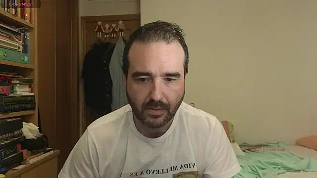 curiosillo83 online show from 09/14/25, 03:11