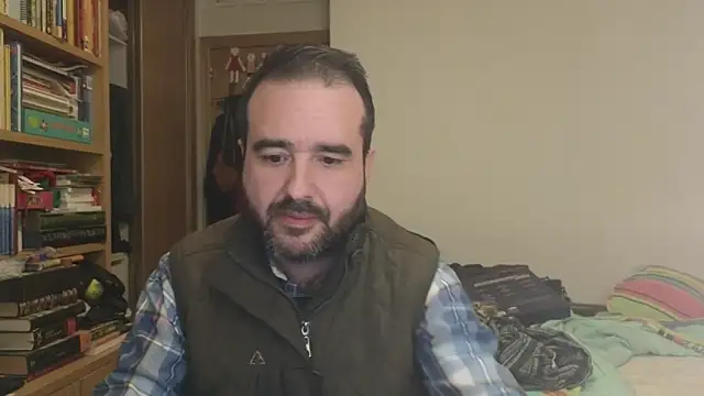 curiosillo83 online show from 01/09/26, 03:26