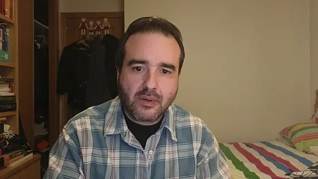 curiosillo83 online show from 02/25/26, 03:32