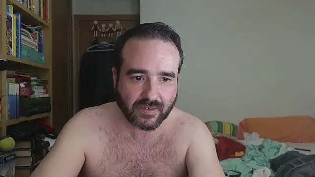 Snapshot of curiosillo83 chatting on 06/17/26, 11:27 curiosillo83 online show from 06/17/26, 11:27