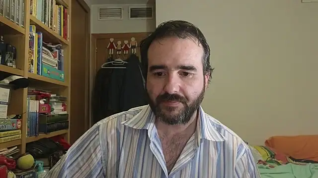 Snapshot of curiosillo83 chatting on 07/18/26, 09:51 curiosillo83 online show from 07/18/26, 09:51