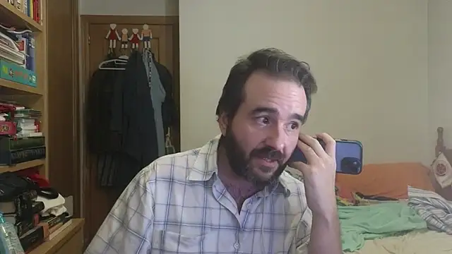 Snapshot of curiosillo83 chatting on 07/20/26, 02:08 curiosillo83 online show from 07/20/26, 02:08