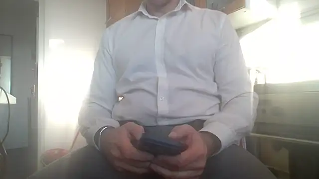 jouet75 online show from 03/19/26, 04:44