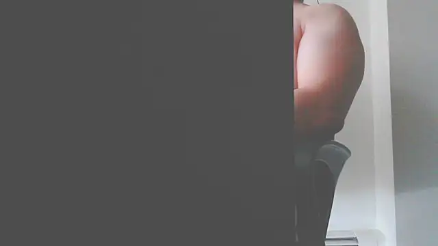 Naked Man  online show from 02/16/26, 04:41