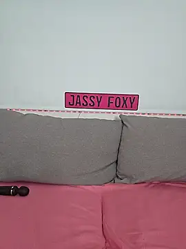 Snapshot of Jassy_Foxy chatting on 02/15/25, 08:44 Jassy Foxy online show from 02/15/25, 08:44