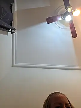 Snapshot of Jassy_Foxy chatting on 10/10/25, 01:21 Jassy Foxy online show from 10/10/25, 01:21