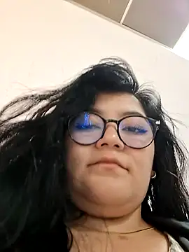 Sakura 0505 online show from 11/29/25, 10:24