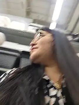 Sakura 0505 online show from 04/19/26, 09:39