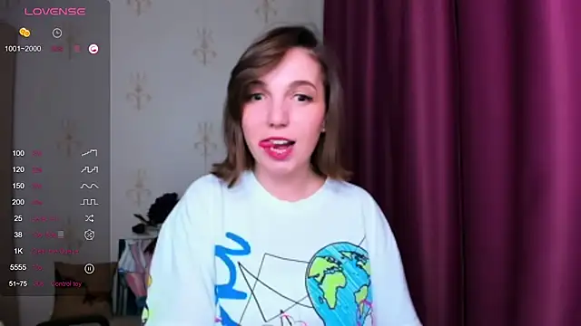 KindHazelHere  online show from 03/11/25, 10:51