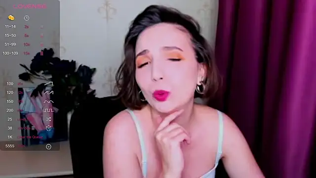 KindHazelHere  online show from 09/26/25, 04:11