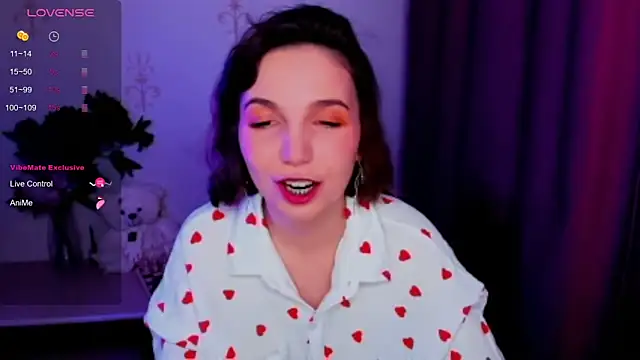 KindHazelHere  online show from 11/22/25, 07:13