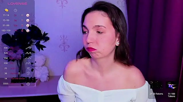 KindHazelHere  online show from 02/20/26, 06:37