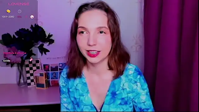 KindHazelHere  online show from 07/06/26, 04:31