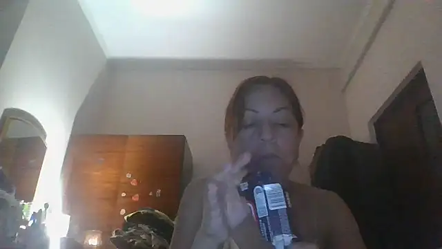 ShawnaAdams online show from 10/05/25, 08:40