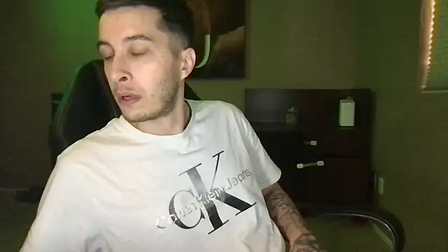 Snapshot of Bwcjoshbanks chatting on 06/28/26, 11:11 Bwcjoshbanks online show from 06/28/26, 11:11