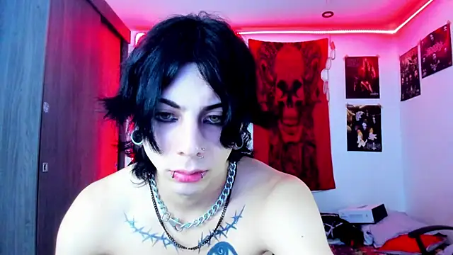 Snapshot of dussk_ chatting on 02/12/25, 06:19 dussk online show from 02/12/25, 06:19