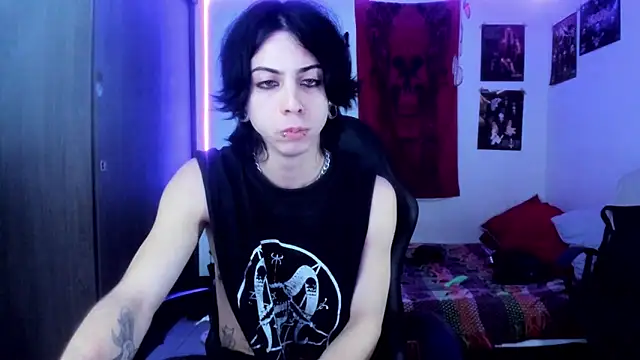 Snapshot of dussk_ chatting on 02/27/25, 08:39 dussk online show from 02/27/25, 08:39