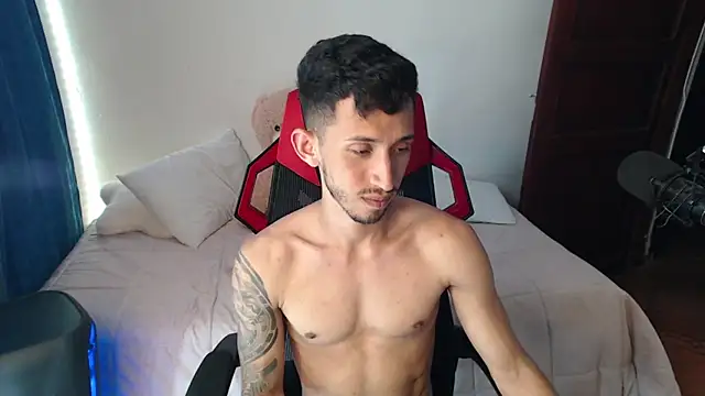 Snapshot of stevenSEX123 chatting on 12/20/24, 11:26 stevenSEX123 online show from 12/20/24, 11:26