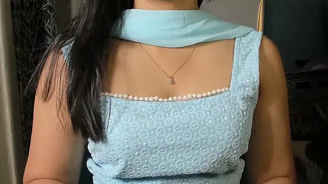 Divyani online show from 04/25/26, 06:27