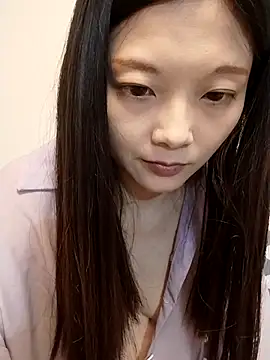 Lu Nana online show from 03/18/25, 04:48