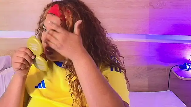  nickypurple  online show from 03/18/26, 06:44