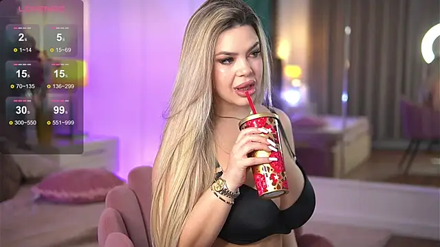 SophieBoobsX online show from 03/04/25, 06:47