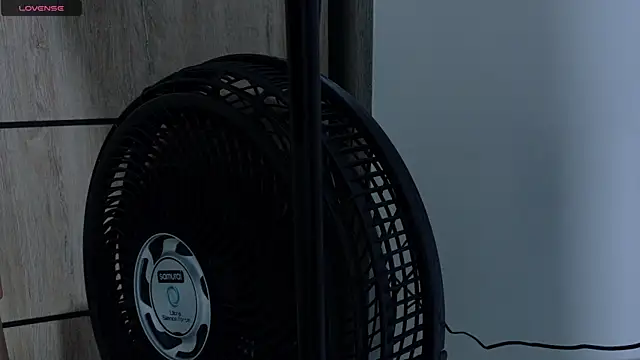 Snapshot of Sajar-bentaleb01 chatting on 09/21/25, 04:03 Sajar-bentaleb01 online show from 09/21/25, 04:03