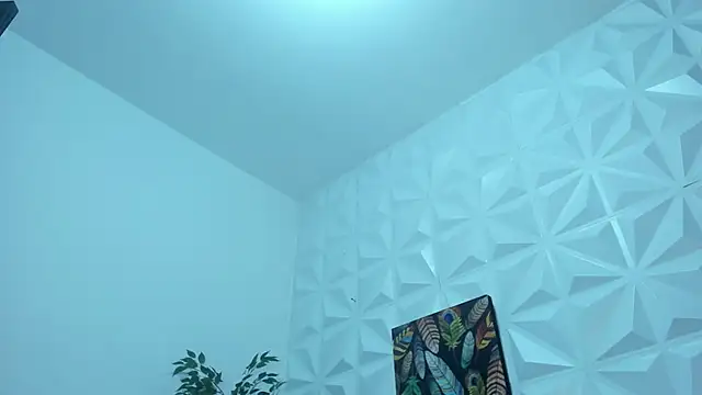 Hellen Sky online show from 03/15/25, 06:10