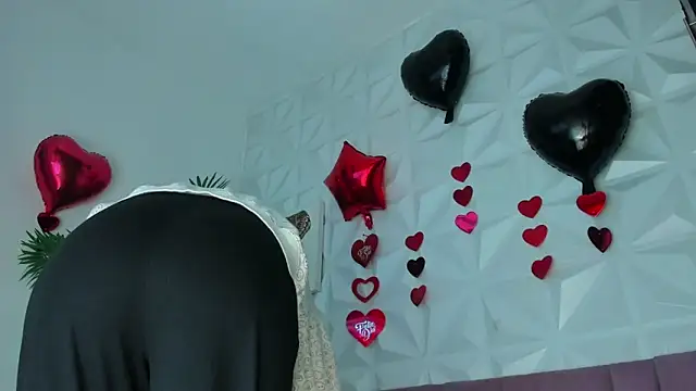 Hellen Sky online show from 03/27/26, 07:02