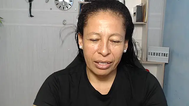 mature martina online show from 03/06/25, 10:58