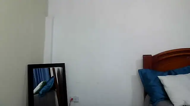 ruby-milf1 online show from 10/06/25, 09:01