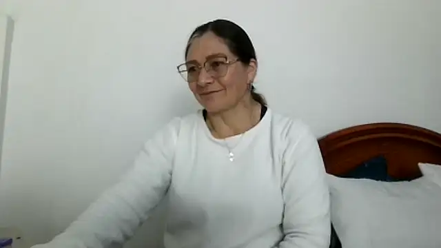 ruby-milf1 online show from 10/13/25, 11:05