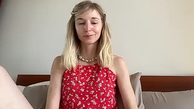 ivankai  online show from 12/20/25, 03:02