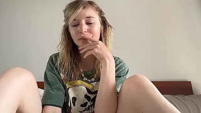 ivankai  online show from 01/19/26, 03:10