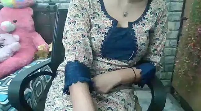 Sexy iknoor online show from 02/06/25, 04:31