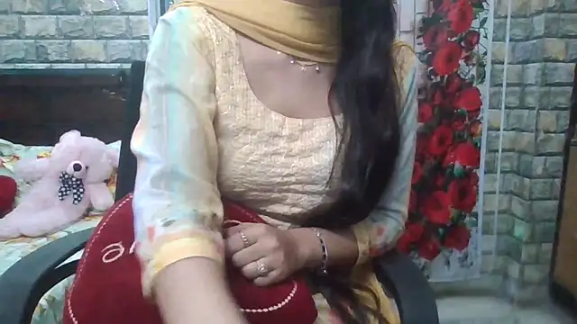 Sexy iknoor online show from 04/01/26, 06:47