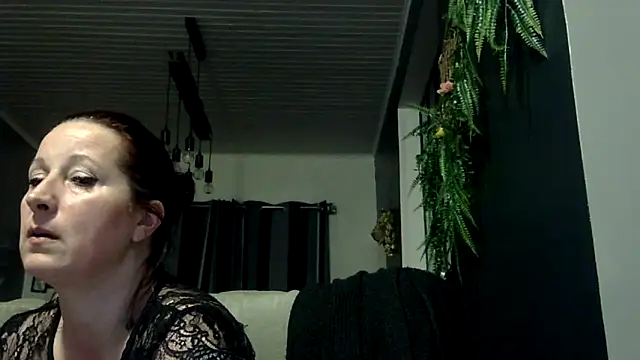 feline27 online show from 03/24/26, 09:42