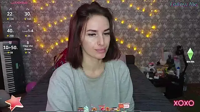 xx adrihanna xx online show from 11/25/25, 09:20