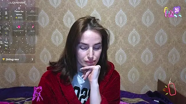 xx adrihanna xx online show from 03/10/26, 06:24