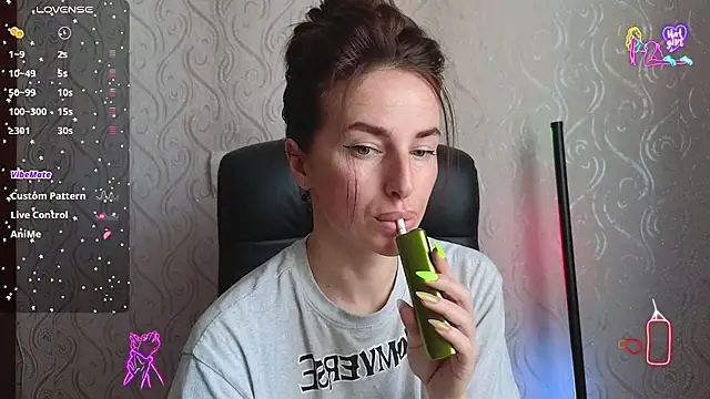 Snapshot of xx_adrihanna_xx chatting on 06/04/26, 07:47 xx adrihanna xx online show from 06/04/26, 07:47