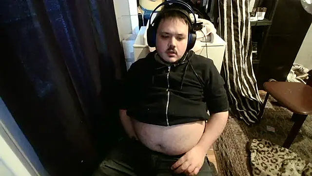 Snapshot of Bebemickey75 chatting on 02/26/25, 04:24 Bebemickey75 online show from 02/26/25, 04:24