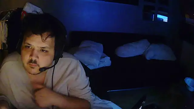 Bebemickey75 online show from 11/28/25, 10:23