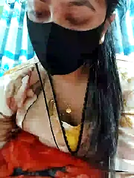 Snapshot of Sima--Roy chatting on 12/09/24, 06:14 Sima--Roy online show from 12/09/24, 06:14